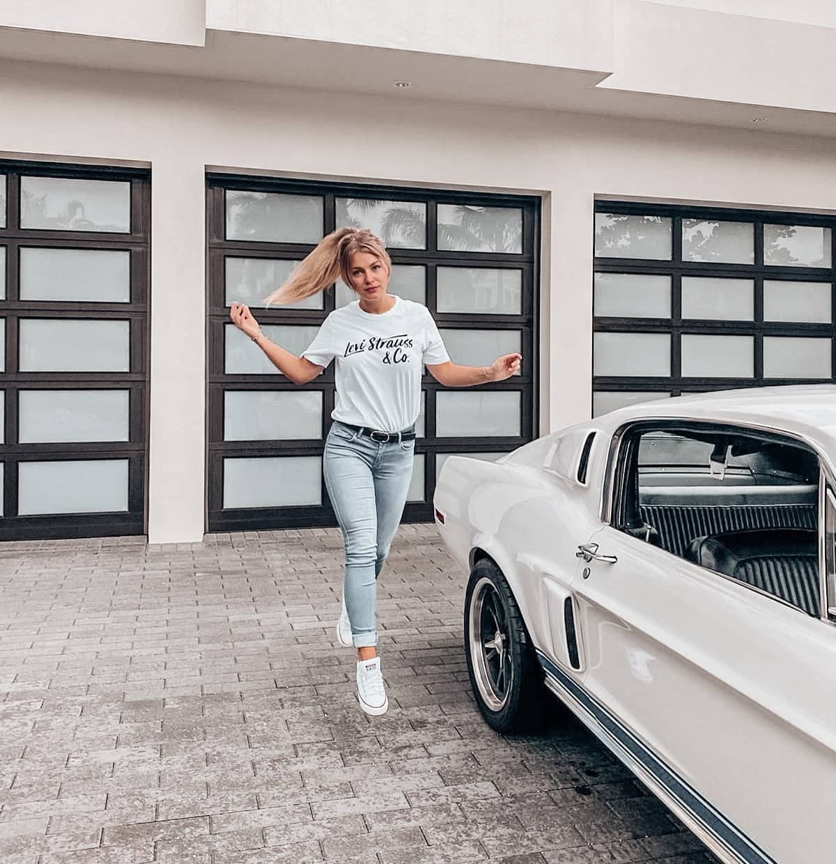 Christine outdoor